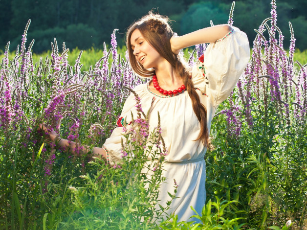Обои картинки фото девушки, екатерина томчук, этно, цветы