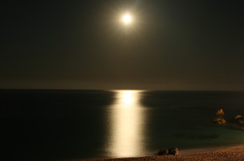 Картинка природа восходы закаты луна лунная дорожка море берег пляж ночь звёзды пейзаж