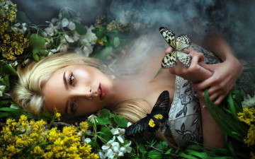 Картинка девушки -+лица +портреты блондинка лицо цветы бабочки