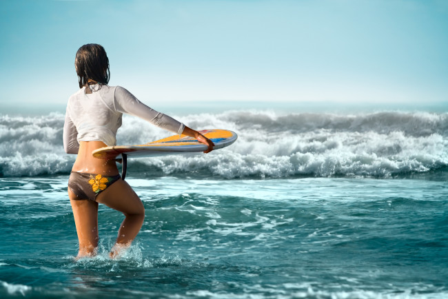 Обои картинки фото девушки, -unsort , брюнетки,  шатенки, доска, океан, волны, серфинг