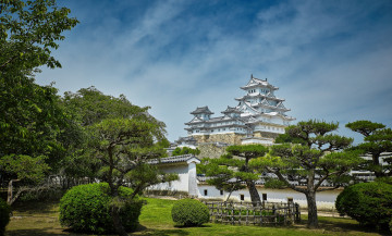 обоя himeji castle, города, замки Японии, парк, замок
