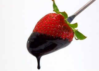 Картинка еда клубника земляника шоколад