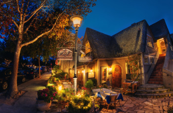 Картинка portabella restaurant carmel california города огни ночного кармел калифорния фонарь здание