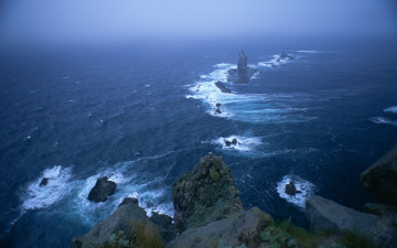 Картинка природа моря океаны море прибой скалы гряда острова стихия