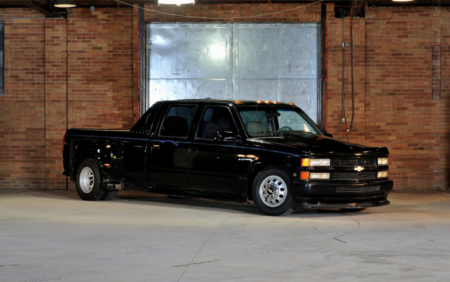 Обои картинки фото 1994 chevrolet crew cab dually pickup, автомобили, custom pick-up, chevrolet