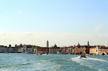 Картинка города венеция+ италия катера здания