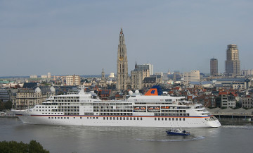 Картинка корабли лайнеры катер лайнер город belgium бельгия антверпен antwerp scheldt river река шельда круизный круиз