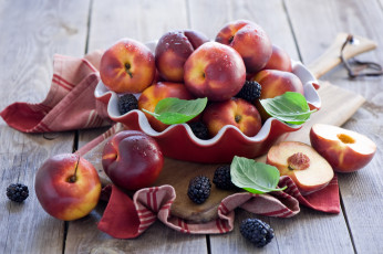 Картинка еда фрукты +ягоды ежевика ягоды нектарины