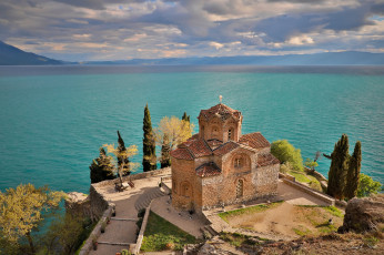 обоя города, - православные церкви,  монастыри, небо, вода, церковь, македония, архитектура, озеро
