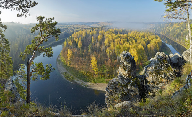 Обои картинки фото река чусовая,  скала олений камень, природа, реки, озера, река, лес, камни, деревья, горы