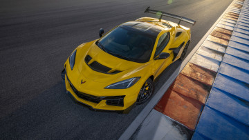 Картинка chevrolet+corvette+zr1+2025 автомобили corvette chevrolet zr1 2025 американский мощный зверь