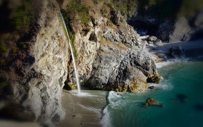 Обои картинки фото beach, природа, побережье, мрре, берег, пляж, скалы, водопад