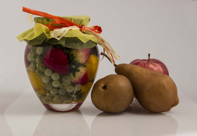 Обои картинки фото еда, фрукты,  ягоды, компот