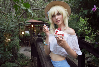 Картинка девушки симонет+секунова шляпа блузка десерт мост
