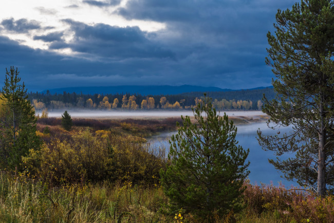 Обои картинки фото grand teton national park  wyoming, природа, парк, grand, teton, park, wyoming, туман, лес, озеро