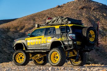 Картинка автомобили toyota tonka 4runner 2015г