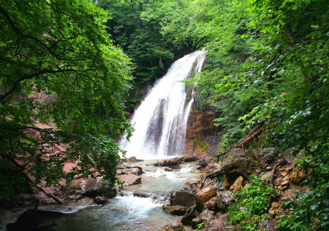 Обои картинки фото водопад, природа, водопады, крым, лес, речка