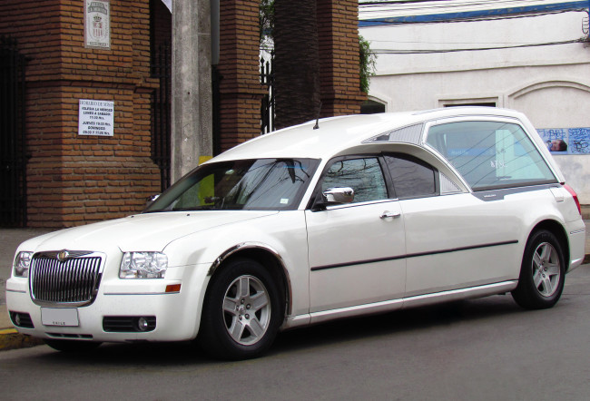 Обои картинки фото chrysler 300c elegance hearse 2009, автомобили, chrysler, 300c, elegance, hearse, 2009