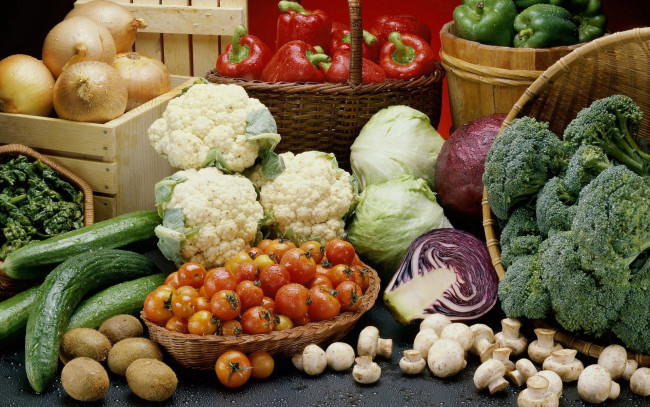 Обои картинки фото еда, овощи, капуста, лук, брокколи, огурцы, помидоры