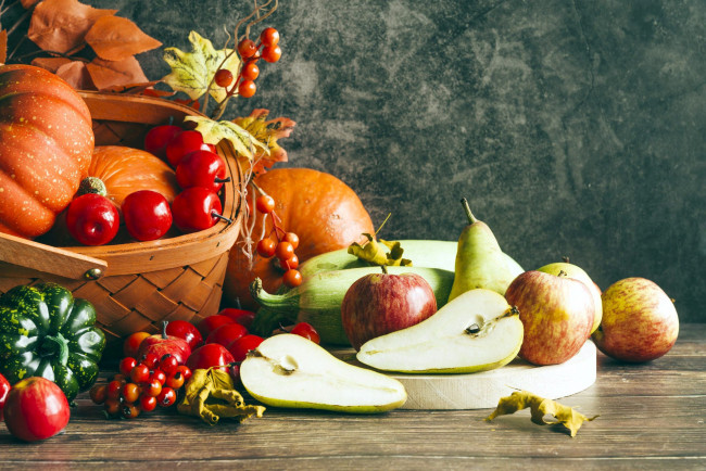 Обои картинки фото еда, фрукты и овощи вместе, яблоко, груша, кабачок, тыква