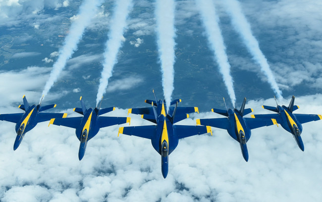 Обои картинки фото авиация, боевые самолёты, blue, angels, вмс, сша, летно, демонстрационная, эскадрилья, boeing, fa18, super, hornet, боевой, самолет
