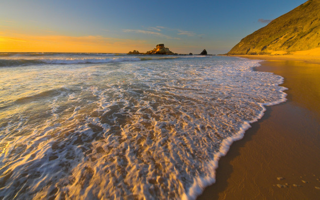 Обои картинки фото природа, побережье, скалы, волны, пляж, океан