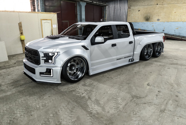 Обои картинки фото ford hennesey velociraptor slammed, автомобили, виртуальный тюнинг, ford, hennesey, velociraptor, slammed, ух, какаую, грязь, он, тварить, умеет, мама, родная