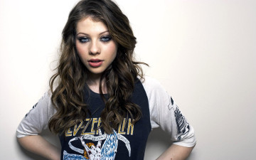 обоя девушки, michelle trachtenberg, шатенка, футболка