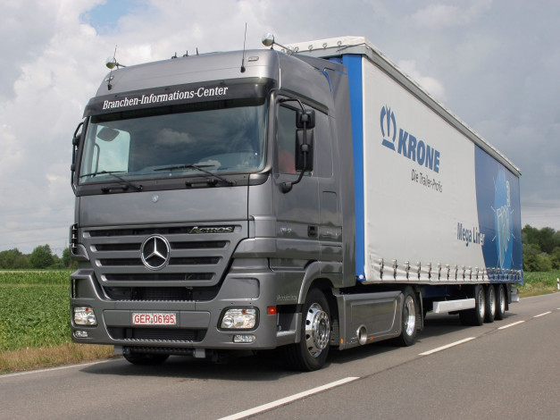 Обои картинки фото автомобили, mercedes, trucks