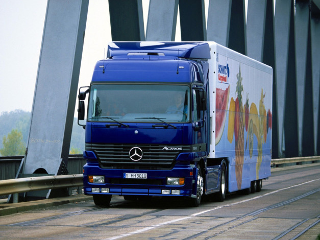 Обои картинки фото автомобили, mercedes, trucks