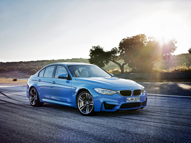 Обои картинки фото 2014 bmw m3, автомобили, bmw, дорога, голубая, m3