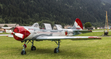 Картинка yak-52 авиация лёгкие+и+одномоторные+самолёты спортивный