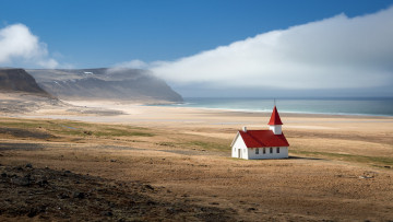 Картинка города -+католические+соборы +костелы +аббатства море храм горы пейзаж исландия