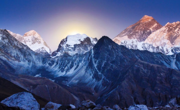 Картинка природа горы камни скалы снег эверест