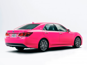 Картинка toyota+crown+hybrid+athlete+g+reborn+pink+2013 автомобили toyota 2013 pink reborn g athlete hybrid crown