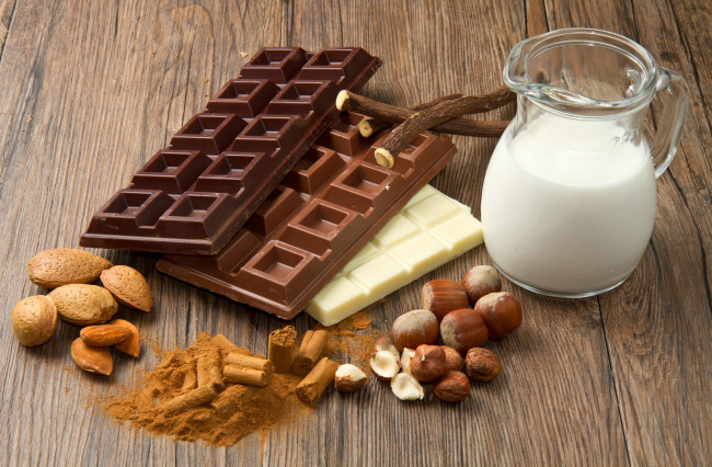 Обои картинки фото еда, конфеты, шоколад, сладости, фундук, молочный, плитки, шоколада, молоко, орехи, горький, белый, фисташки