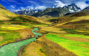 Картинка природа реки озера горы река трава облака панорама зелень