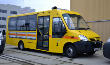 Картинка автомобили автобусы транспортная служба микроавтобус