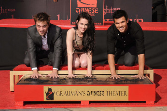 Картинка taylor lautner kristen stewart robert pattinson разное знаменитости сумерки