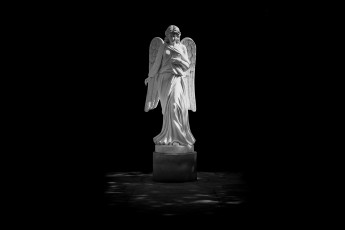 Картинка города памятники скульптуры арт объекты ангел крылья