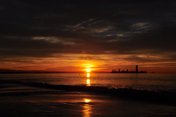 Картинка природа восходы закаты океан вечер волны солнце сумрак