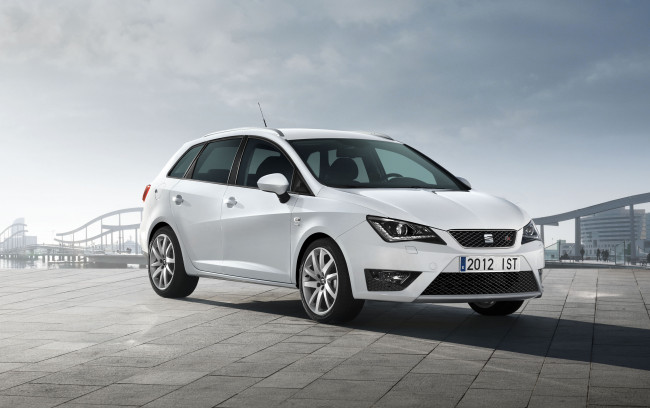 Обои картинки фото автомобили, seat, ibiza, st, fr, светлый