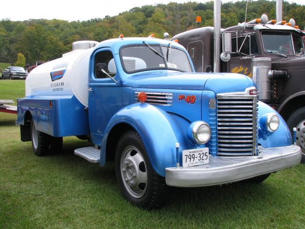 Обои картинки фото 1949 international model kb-6, автомобили, international, бронеавтомобили, сша, автобусы, navistar, грузовые