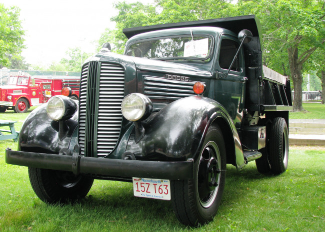 Обои картинки фото 1937 dodge truck 1, 5 ton, автомобили, выставки и уличные фото, кузов, грузовик