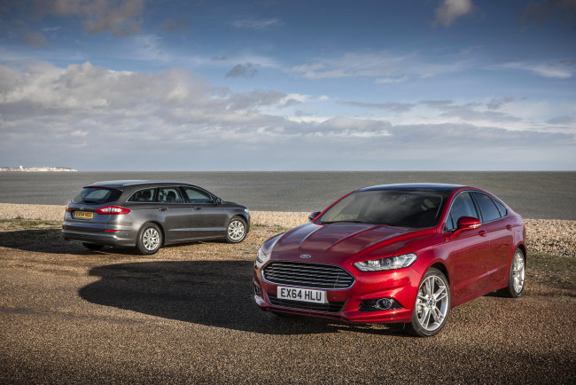 Обои картинки фото 2015 ford mondeo sw, автомобили, ford, бордовый, mondeo, металлик, серый