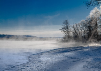Картинка природа зима туман снег деревья озеро горы пар небо
