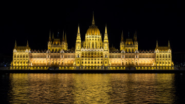 обоя budapest parliament at night, города, будапешт , венгрия, дворец, ночь