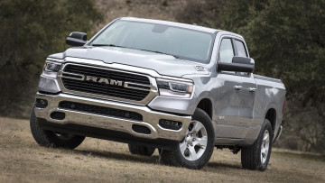 Картинка dodge+ram+1500+big+horn+2019 автомобили ram 2019 horn металлик dodge 1500 big серебряный