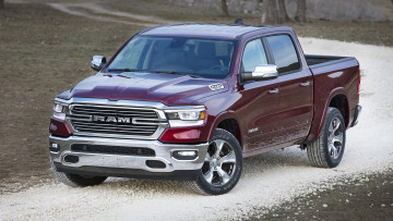 Картинка dodge+ram+1500+laramie+2019 автомобили ram laramie 1500 бардовый 2019 dodge