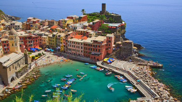 обоя vernazza, cinque, terre, italy, города, амальфийское, лигурийское, побережье, италия, здания, море, лодки, лагуна